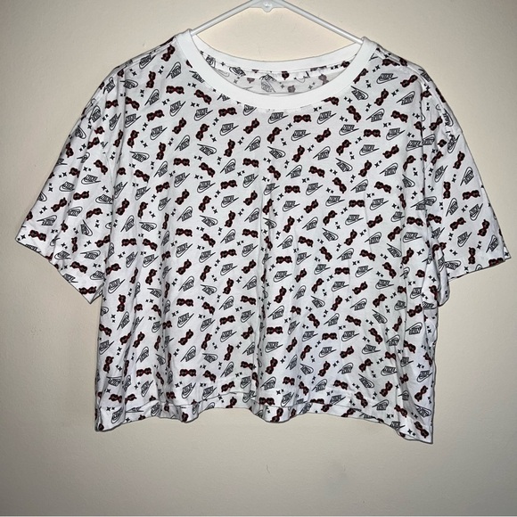Nike Cropped Stunner Logo and Sunglasses Cotton Tee Size Xl - Picture 9 of 10